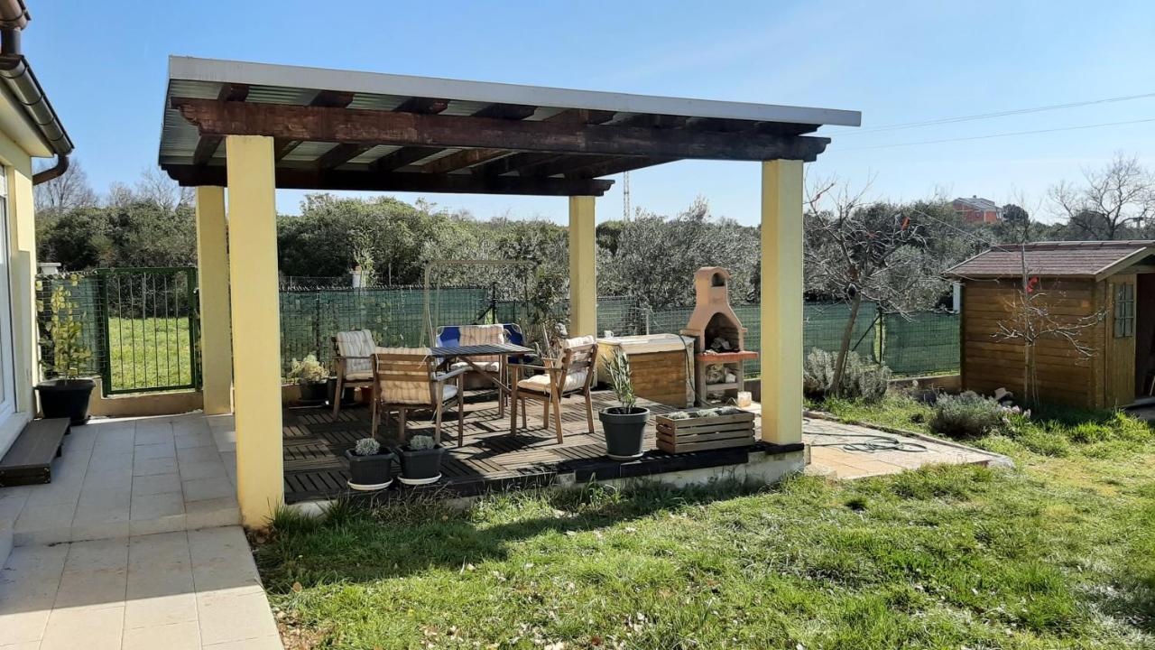 Holiday House Romi Pula Buitenkant foto